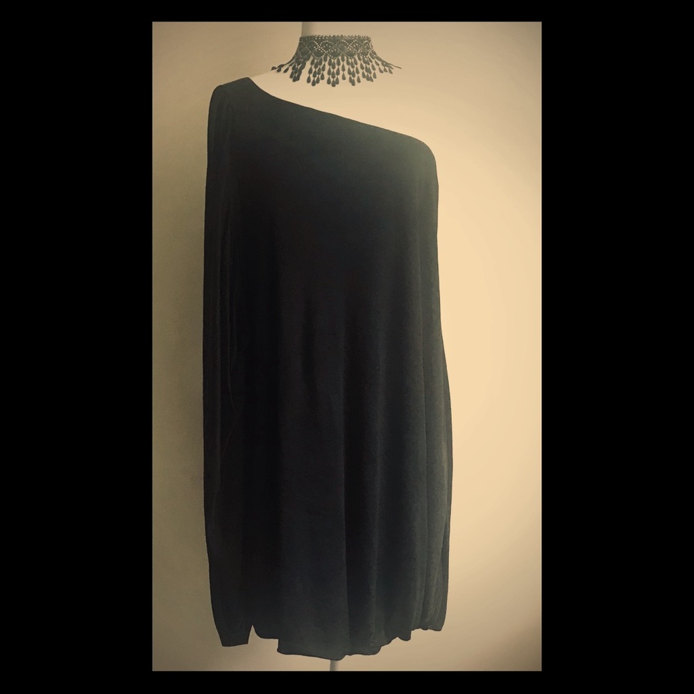 👗👗👗BCBGMaxazria Black Dress👗👗👗